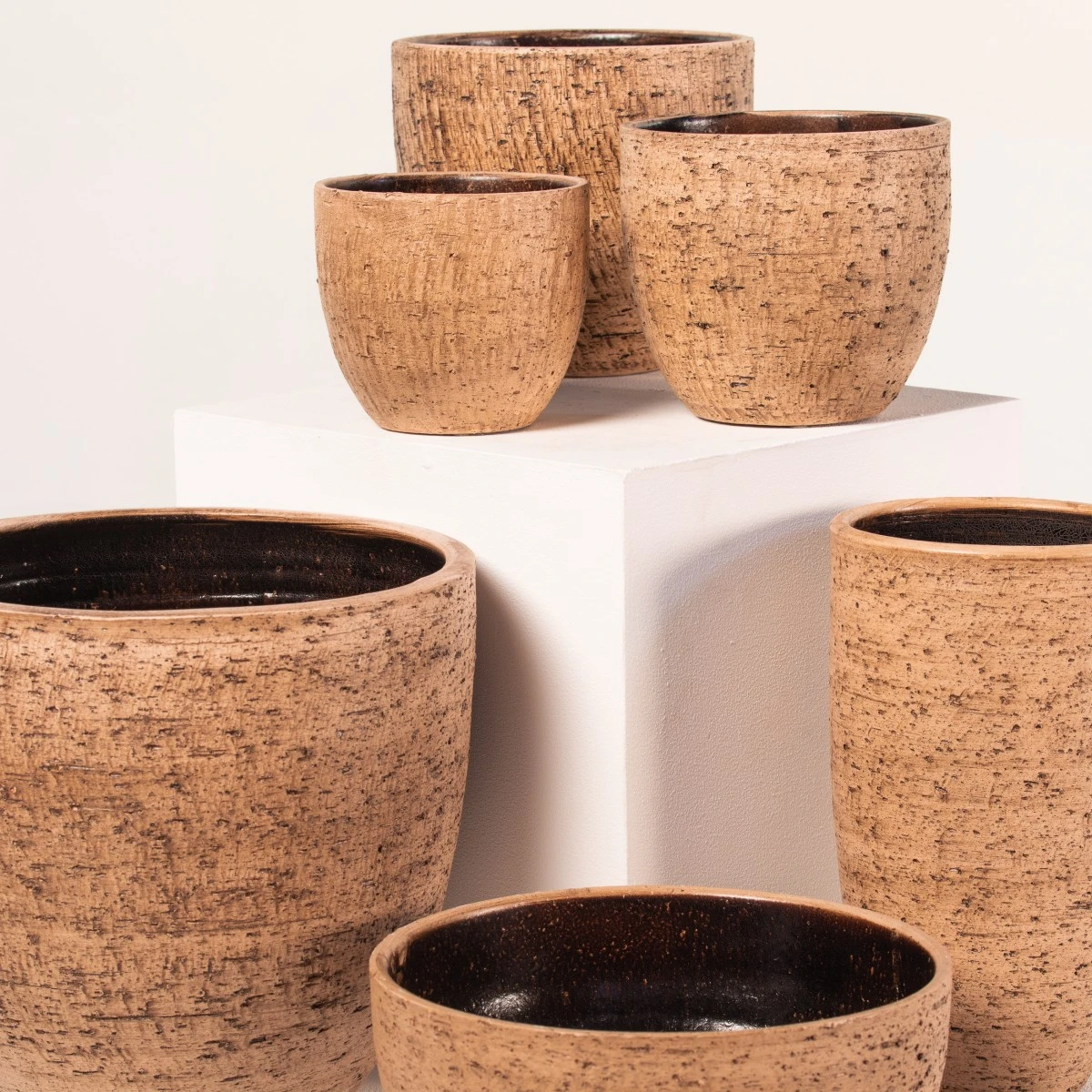 Indoor Pot Karlijn – Camel 4 Indoor Pot Karlijn – Camel - Image 2