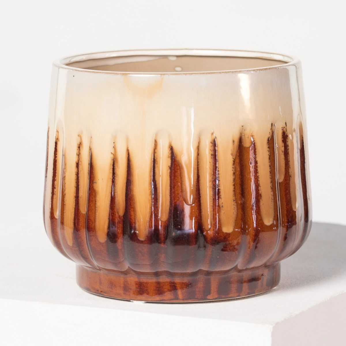 Indoor Pot Alice – Caramel 8 Indoor Pot Alice – Caramel - Image 6